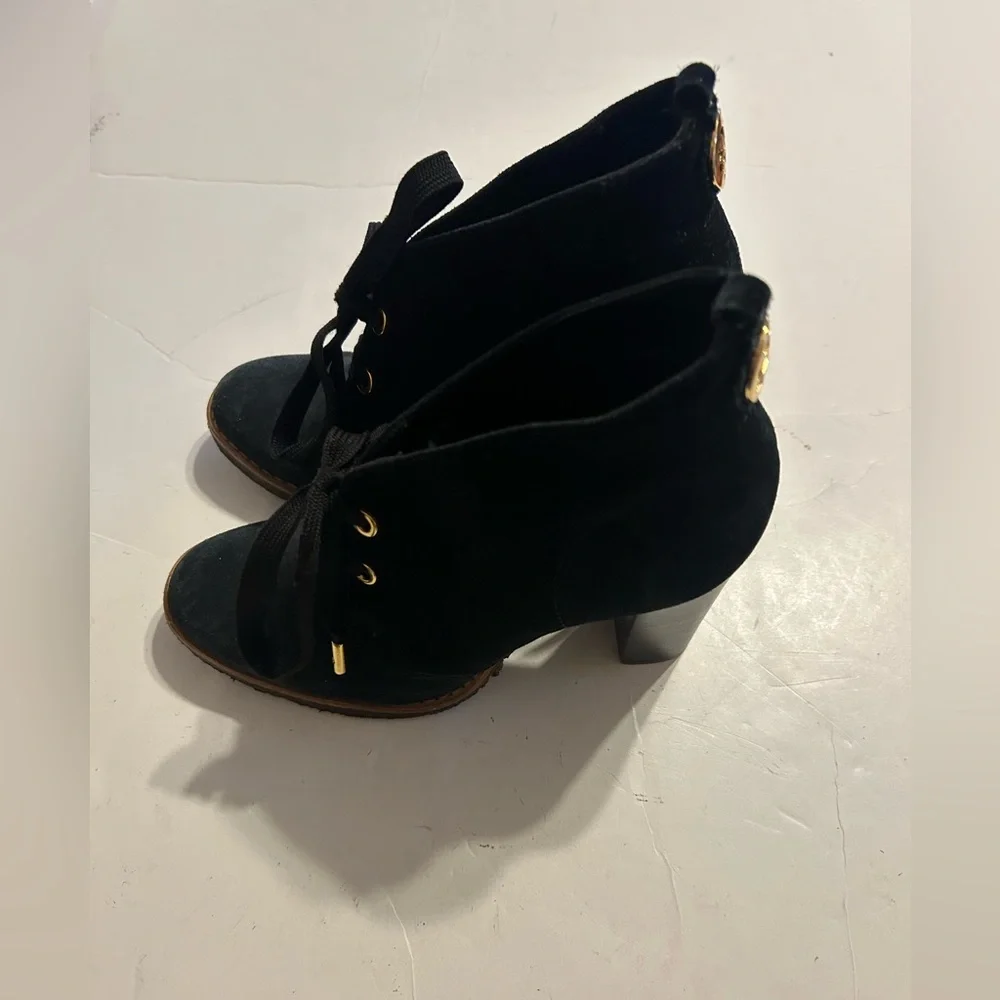 Tory Burch Black Lace Up suede  ankle Boots size 8.5 - Picture 5 of 6